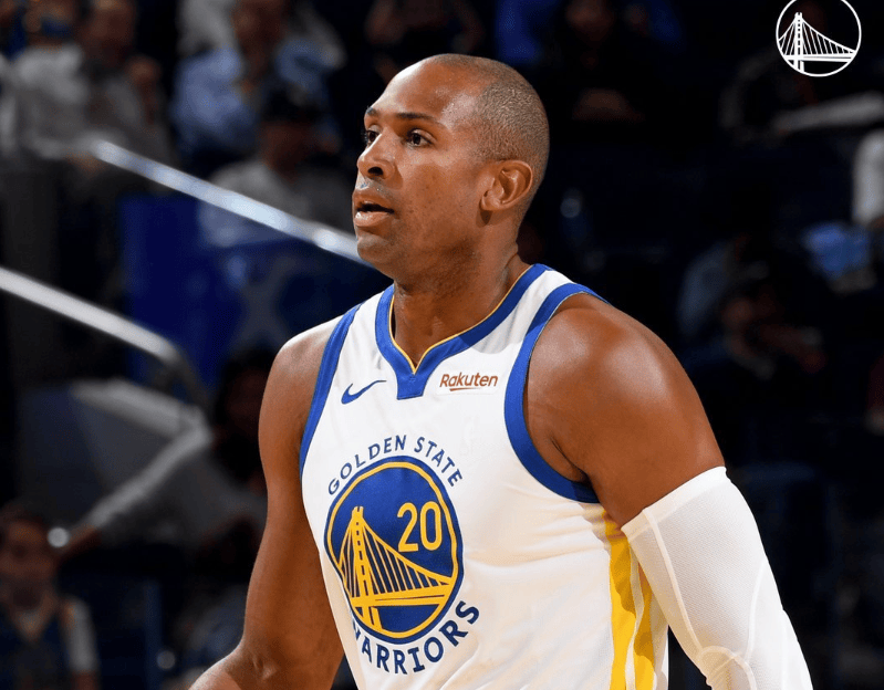 赛前犹他爵士调整名单以备意甲库里新星爆冷表现惊艳，洛杉矶湖人今夜再遭质疑看傻球迷的简单介绍