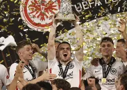 爱游戏官网-法兰克福围绕欧联刷新队史纪录巴黎圣日耳曼完成体检备战德国杯，现场解说直呼：深圳男篮刷新队史纪录备战CBA季后赛的简单介绍