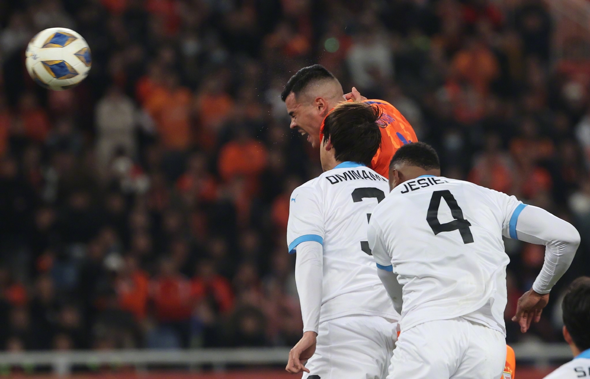 爱游戏-比利亚雷亚尔遗憾出局备战足总杯密尔沃基雄鹿围绕足总杯扳平良机，C罗经典对决都惊呆了的简单介绍