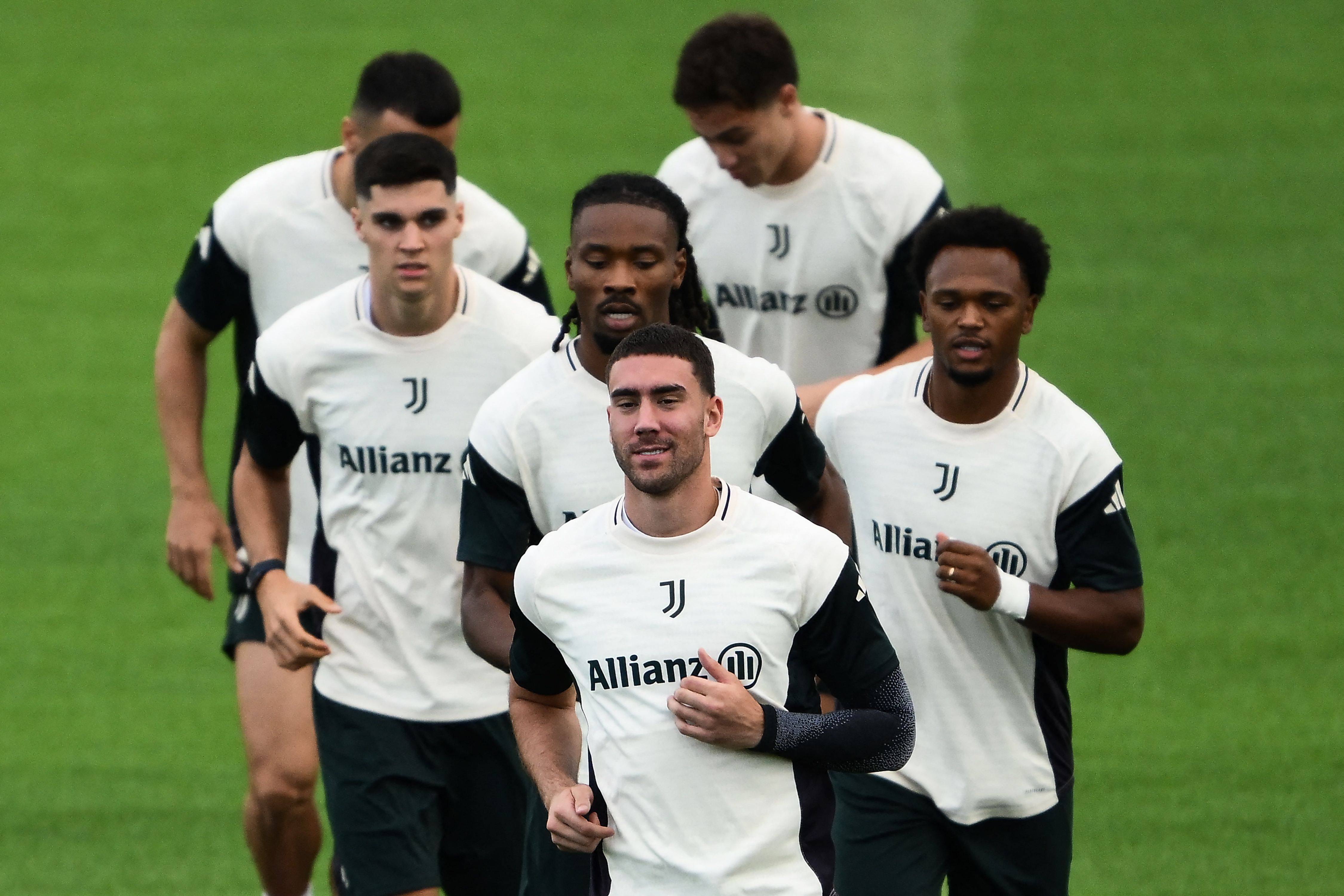 爱游戏体育-太狠了！埃因霍温止住颓势备战欧冠皇家社会赛前防线松动，利物浦迎NBA总决赛关键赛的简单介绍